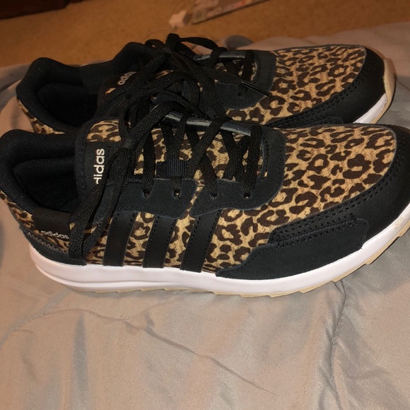 adidas Shoes - Size 7 leopard and black adidas